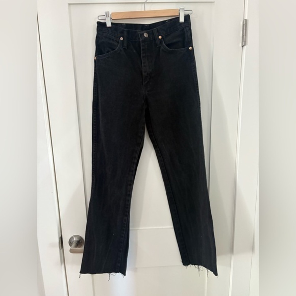 WRANGLER | vintage black jeans straight leg sz 28 fits 25/26